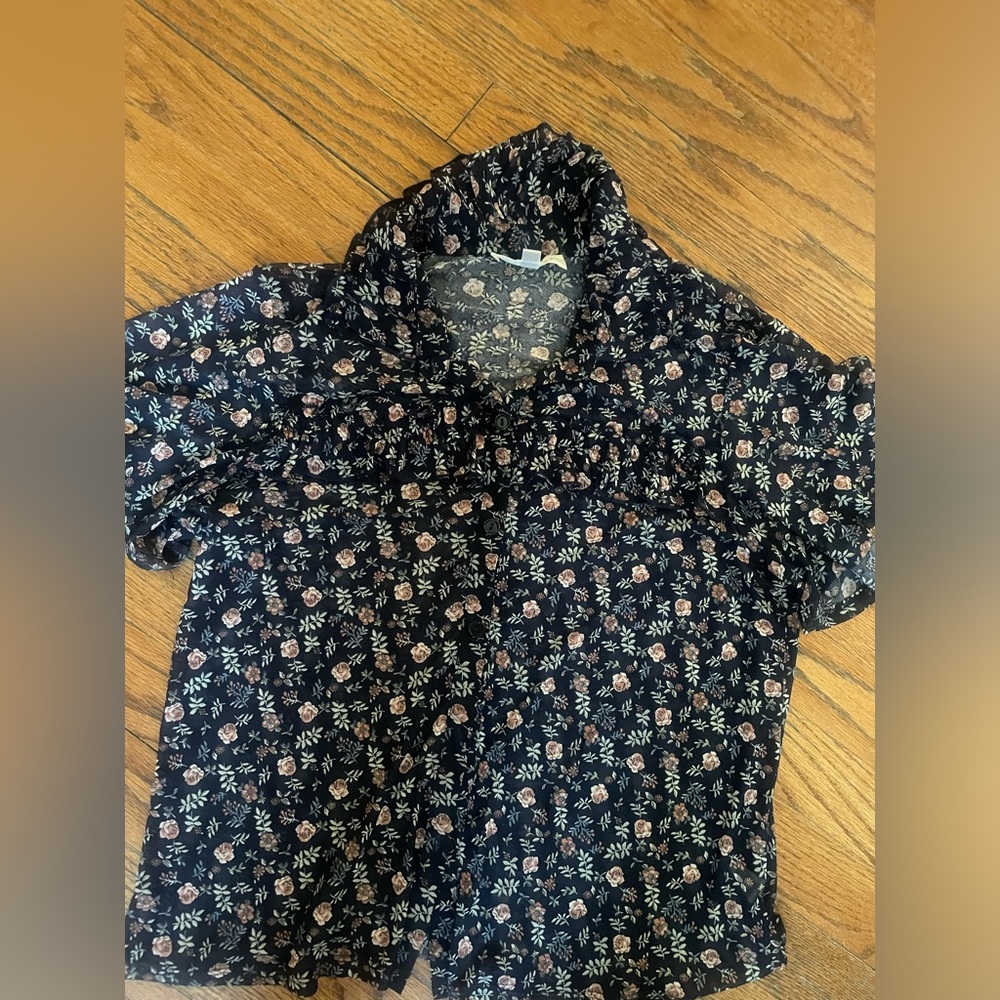 New & Next sheer floral top